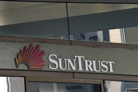 View of a SunTrust bank branch in Washin