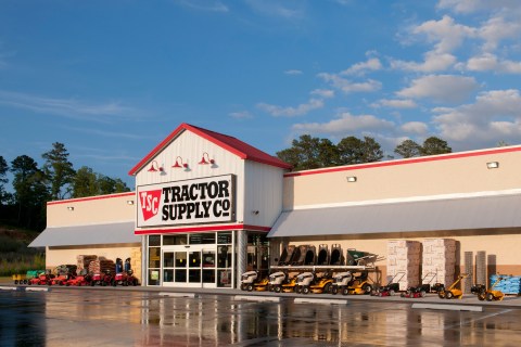 Top 10 Fastest Growing Retailers Tractor Supply Co.