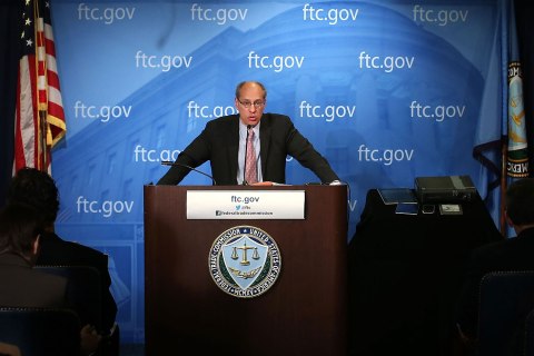 image: U.S. Federal Trade Commission Chairman Jon Leibowitz speaks during a news conference regarding the agency's 21-month-long investigation on Google January 3, 2013 at the FTC headquarters in Washington, DC.