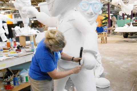  A Parade Company Artist sculpts a larger-than-life character for the Blue Cross Blue Shield of Michigan Path of Confidence float, in October 2013.